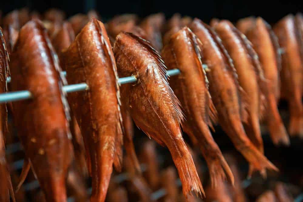 Dürfen Katzen geräucherten Fisch essen? (depositphotos.com)